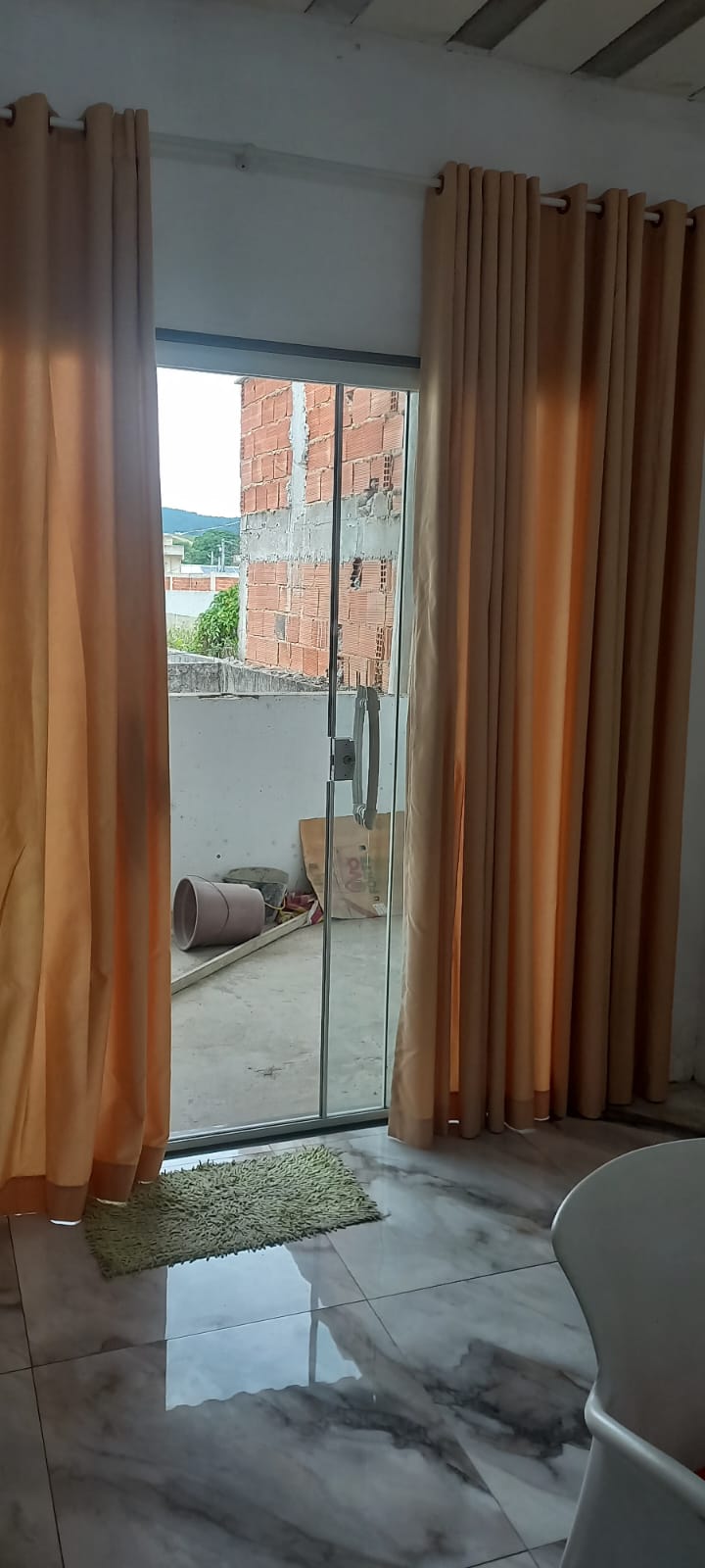 VENDO CASA NO CONDOMÍNIO FAZENDA PACIÊNCIA