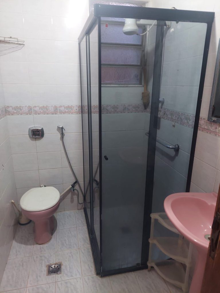 VENDO CASA AMPLA BEM LOCALIZADA EM PACIÊNCIA VENDO CASA AMPLA BEM LOCALIZADA EM PACIÊNCIA